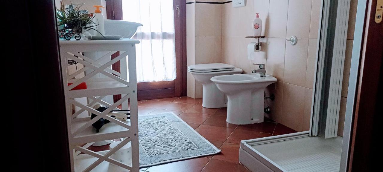 Casa Lilla 1 E 2 Apartment Oristano Ngoại thất bức ảnh