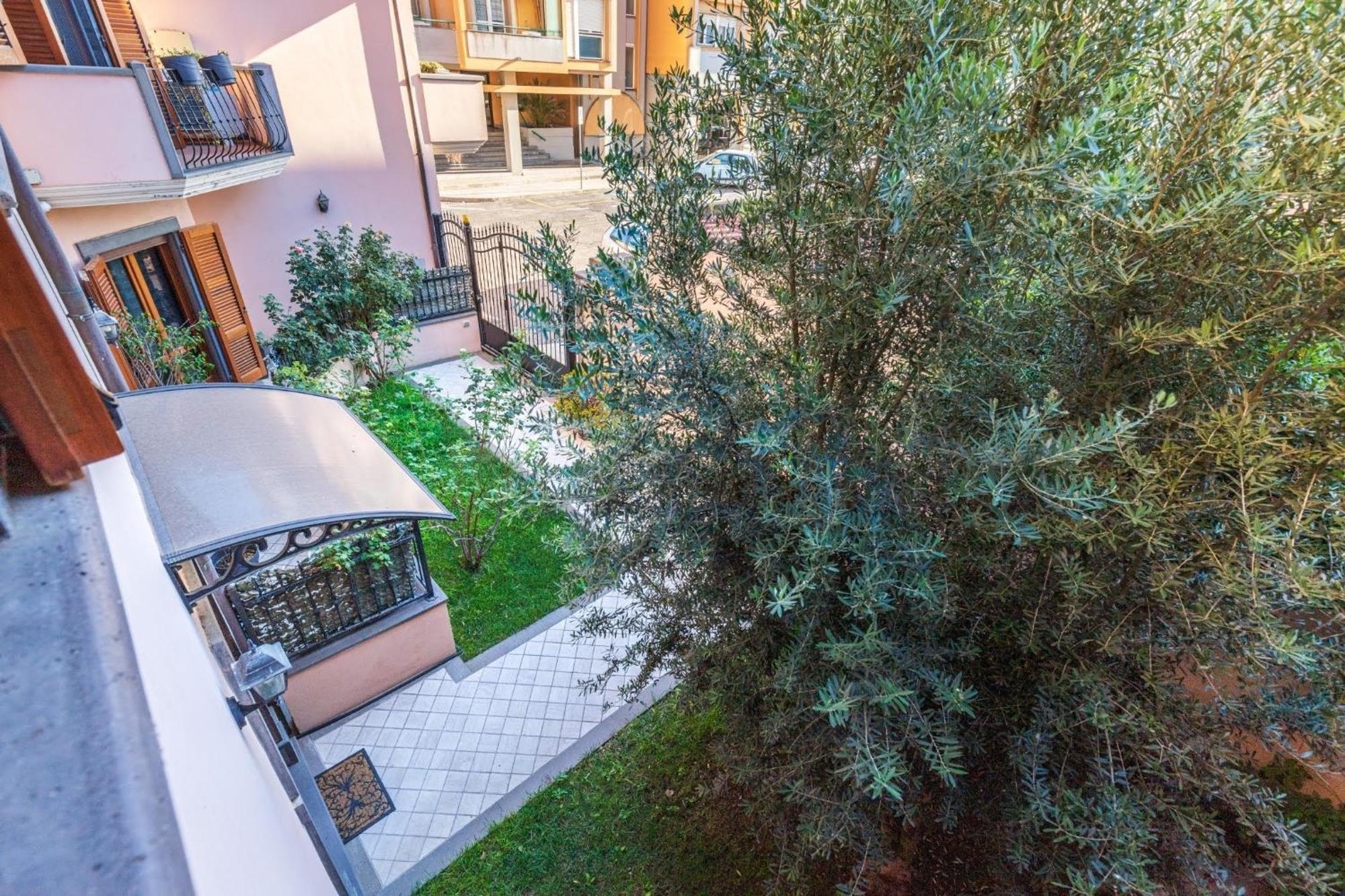 Casa Lilla 1 E 2 Apartment Oristano Ngoại thất bức ảnh