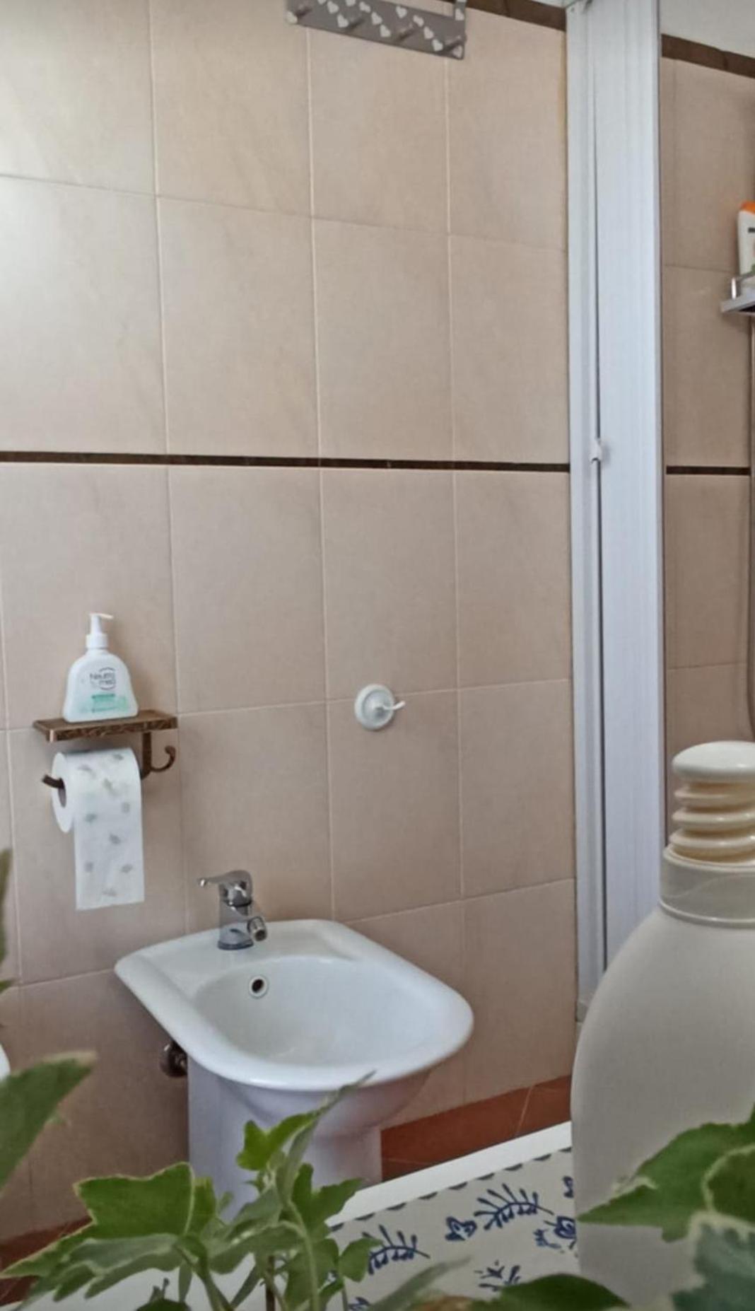 Casa Lilla 1 E 2 Apartment Oristano Phòng bức ảnh
