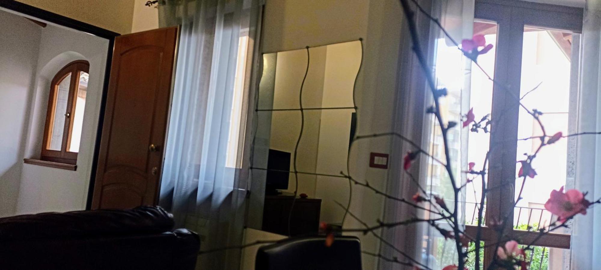Casa Lilla 1 E 2 Apartment Oristano Phòng bức ảnh